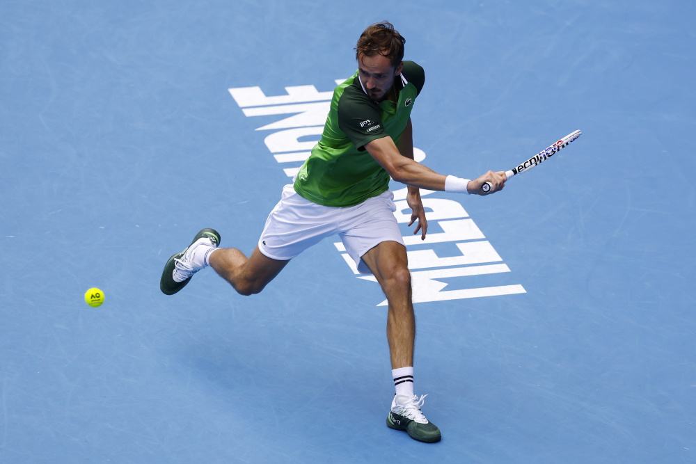 九游世界杯2026-日本网球队逆转西班牙网球队，梅德韦杰夫高光表现