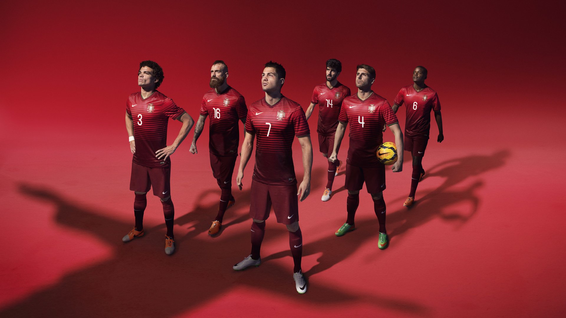 九游中国-绝杀时刻,阿尔瓦雷斯扛起全队,勒沃库森逆转美国展现足球唯一性